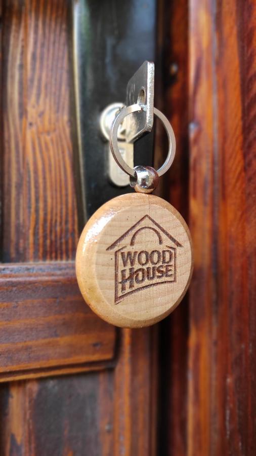 Wood House Apartment Ruma Exterior foto